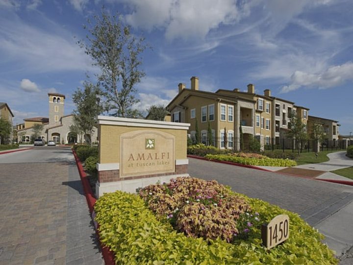 Fein Communities - Amalfi - Entry