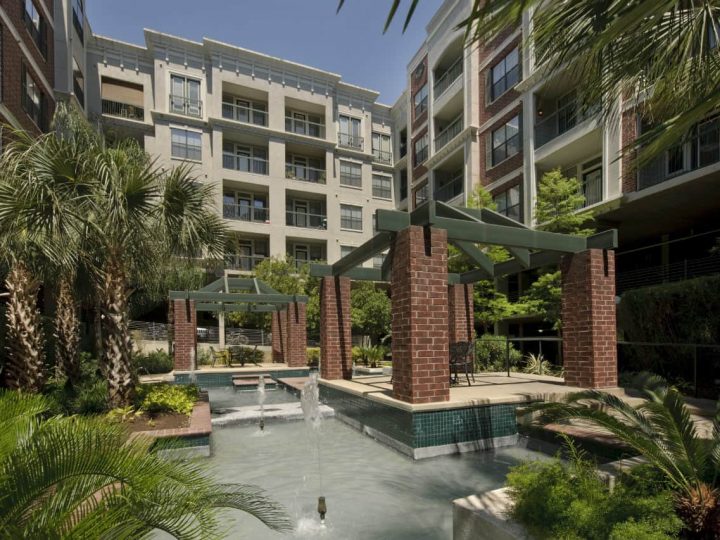 Fein Communities - The MacGregor - Courtyard 1