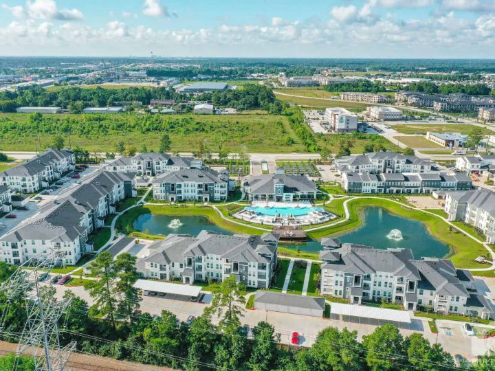 Fein Property - Canopy - Photo 1