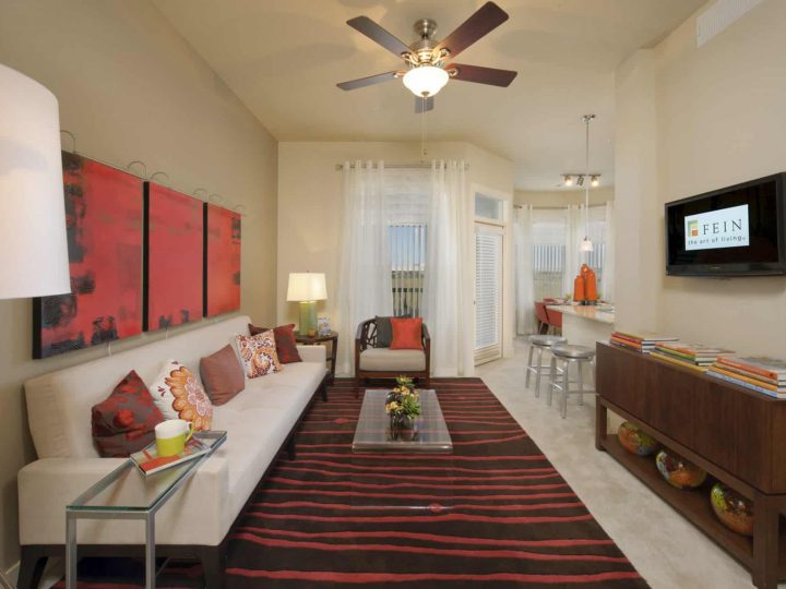 Fein Property - Miramont - 1B living