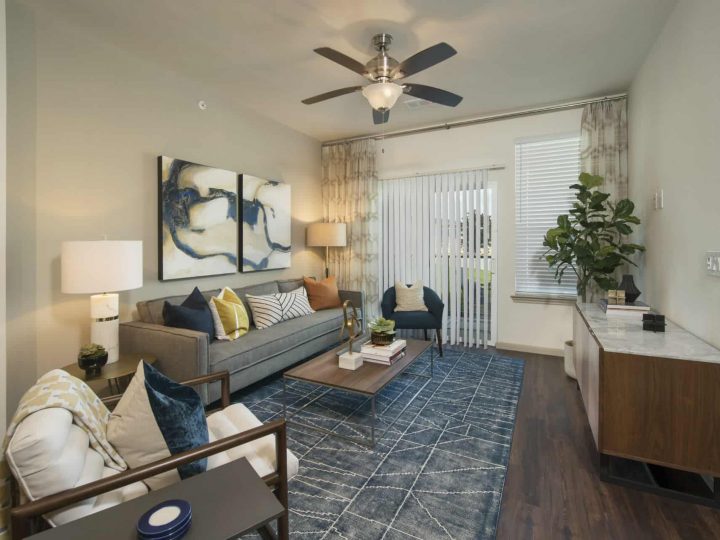 Fein Property - Parkway - 1B Living