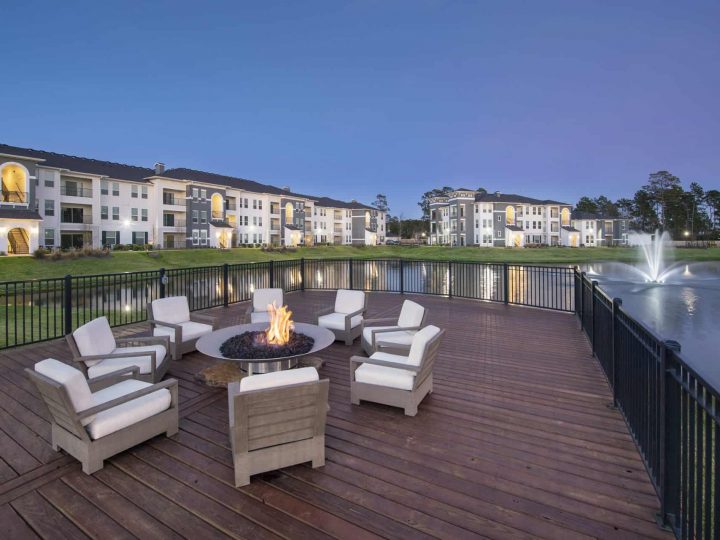 Fein Property - Parkway - Firepit 3