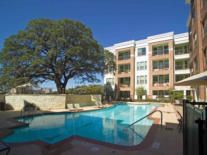 Fein Property - Robertson Hill - Pool 1