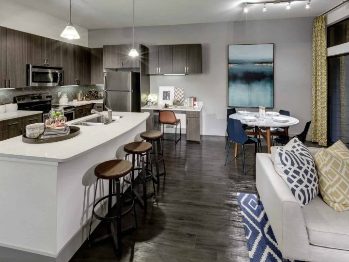 Fein Property - The Grand - 0981