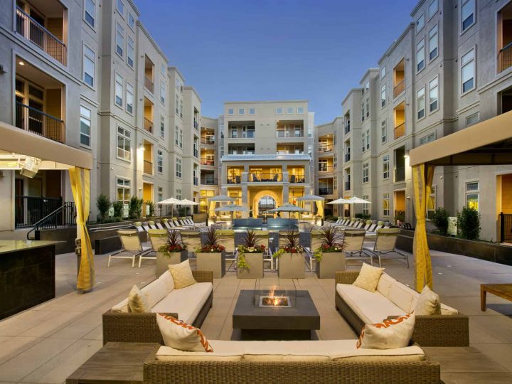 Fein Property - The Vue - Pool 3